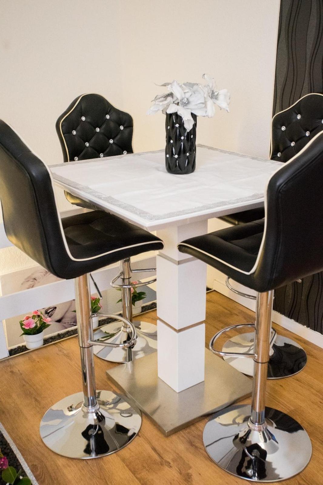 Zum Kaeutzchen 120Qm Ferienhaus 8 Personen 4 Schlafzimmer Nossentiner Huette Luaran gambar